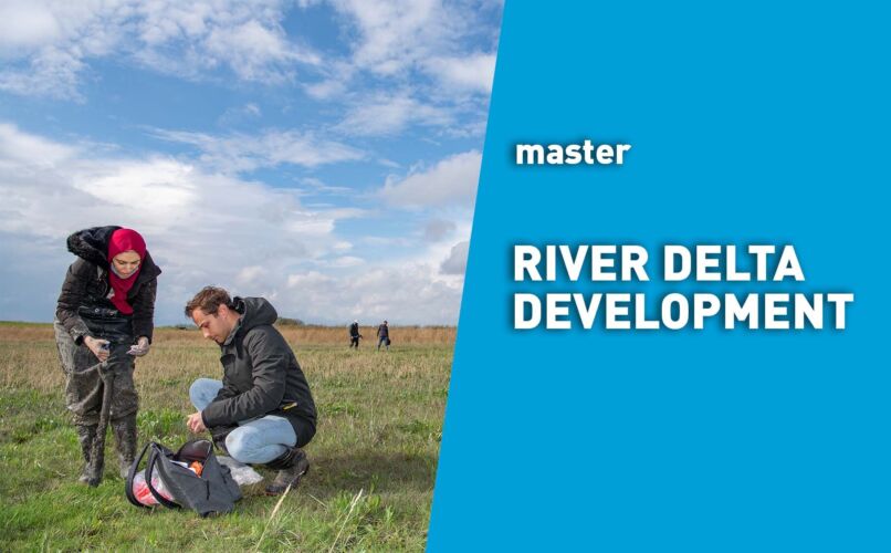 River Delta Development studenten bezig met onderzoek